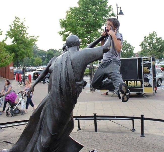 foto estatua criativa 10