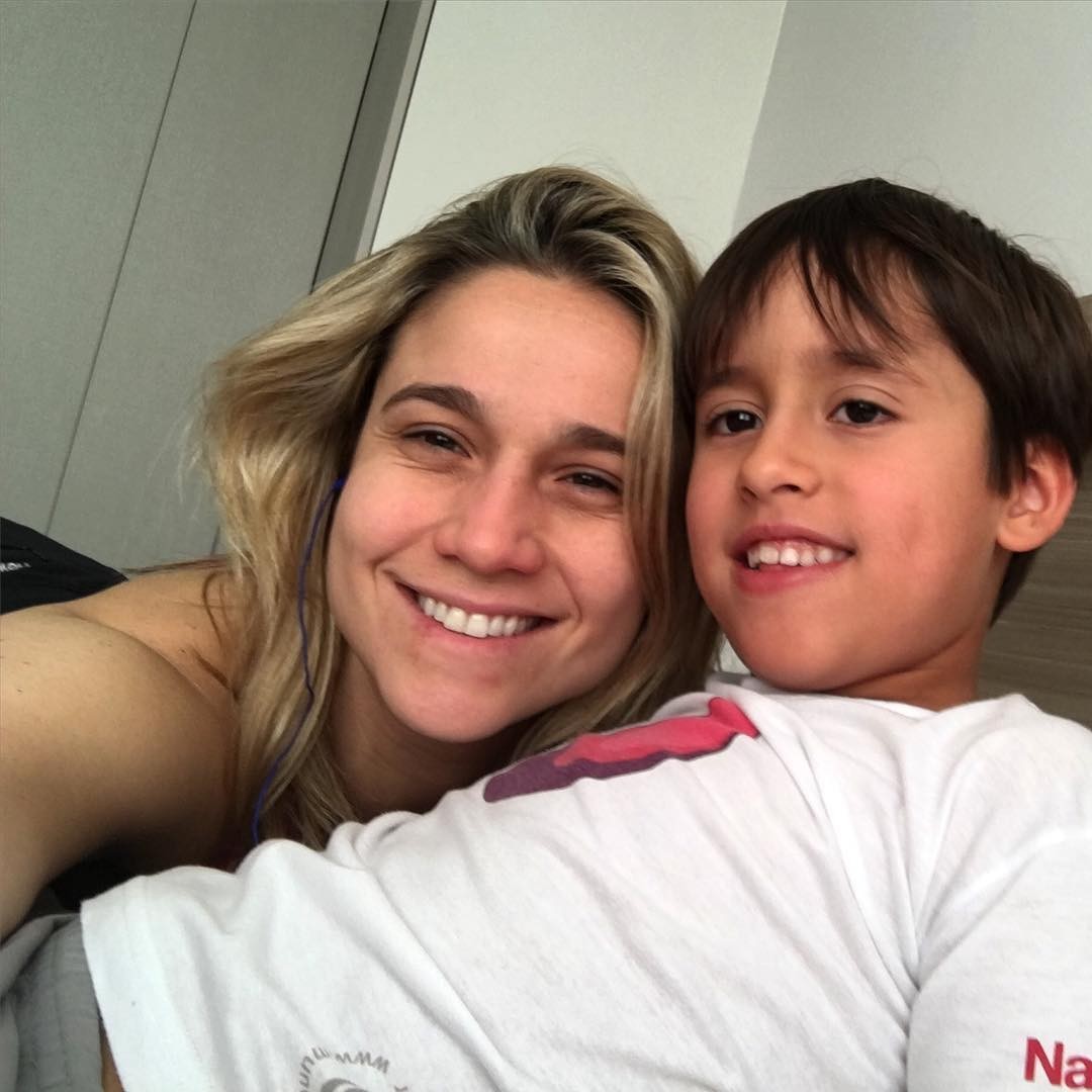 Fernanda Gentil ao lado de Lucas (Foto: Reprodução / Instagram)