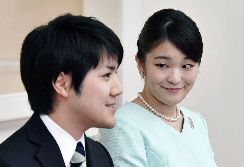 Princesa Mako e marido Kei Komuro
