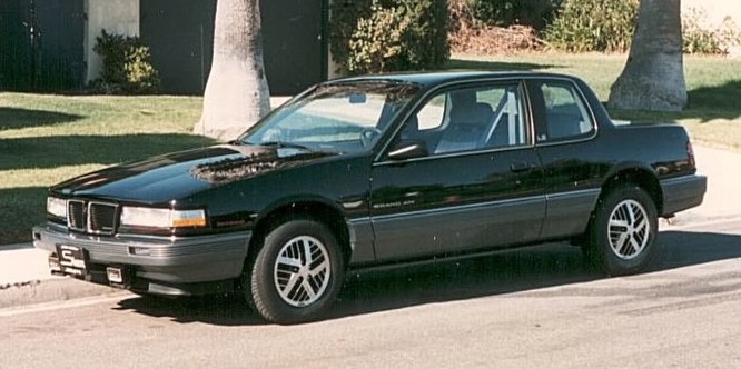 Carro - Pontiac Grand Am