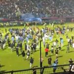 Confusão estádio - Indonésia