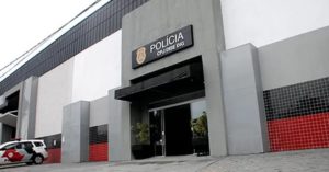 Polícia padrasto