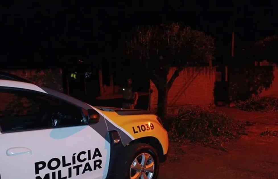 Polícia Militar - casa Vanusa