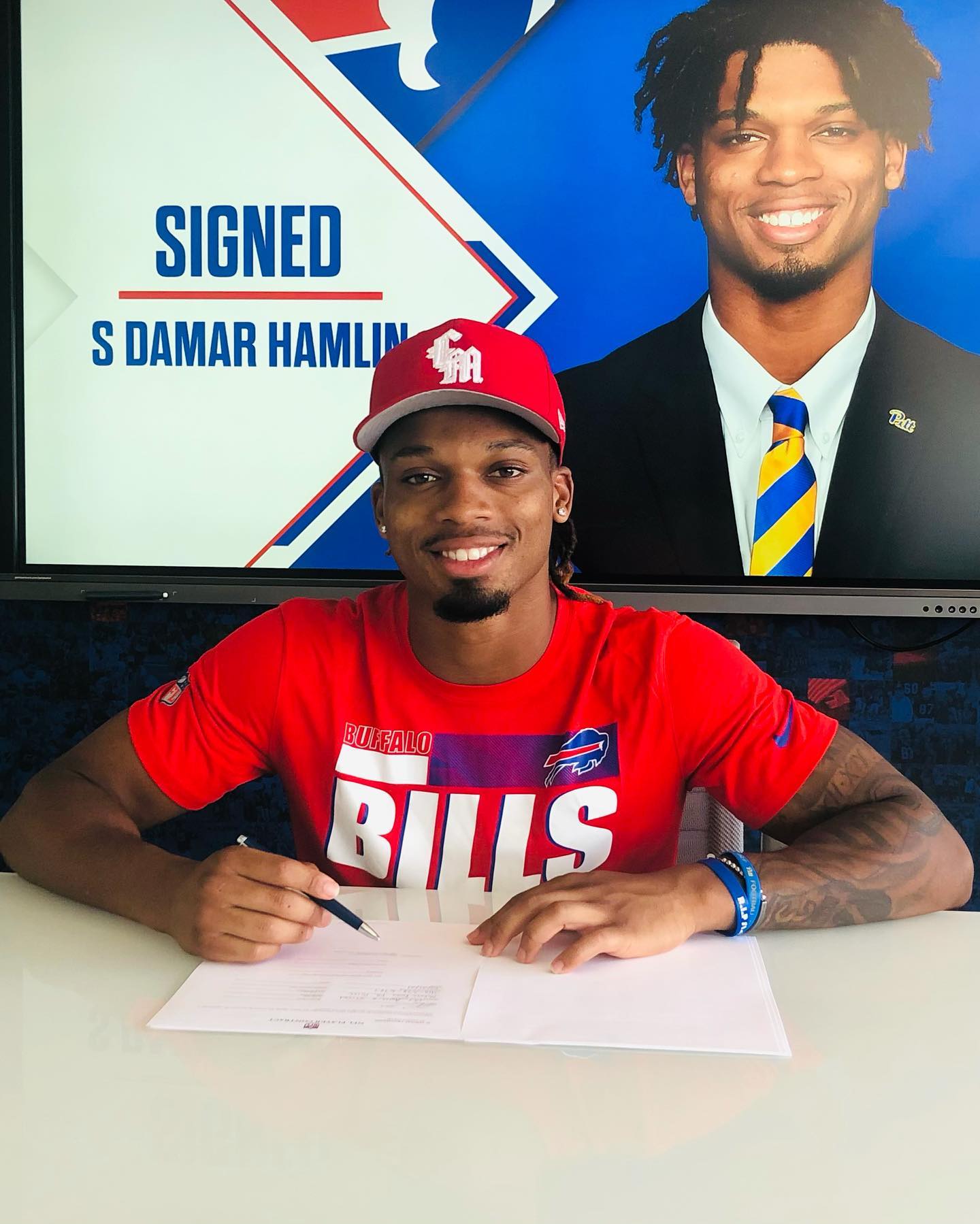 Damar Hamlin - contrato Buffalo Bills