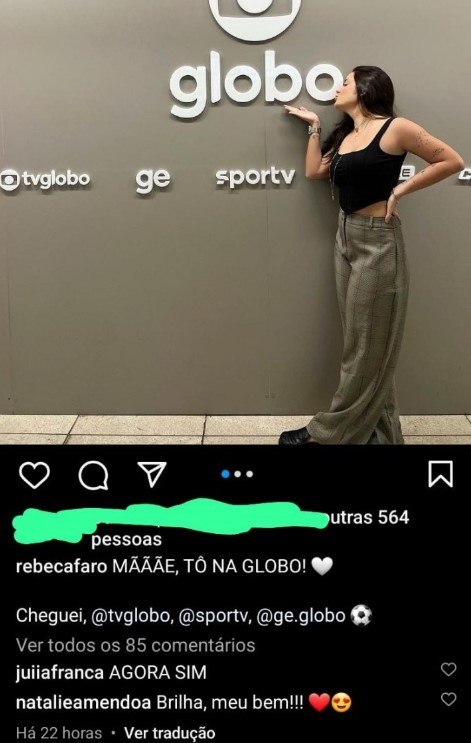 Rebeca Faro - Instagram
