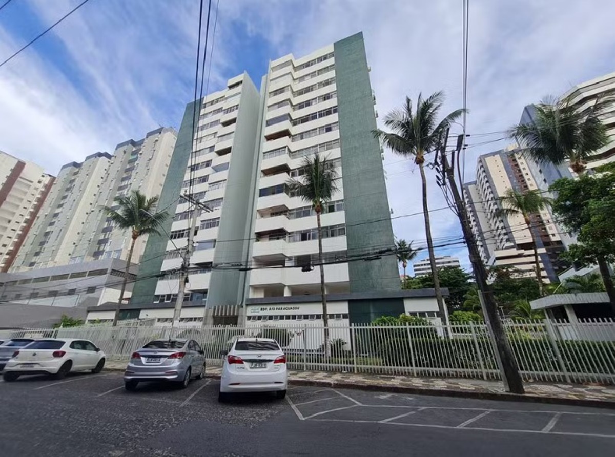 prédio em Salvador - acidente elevador